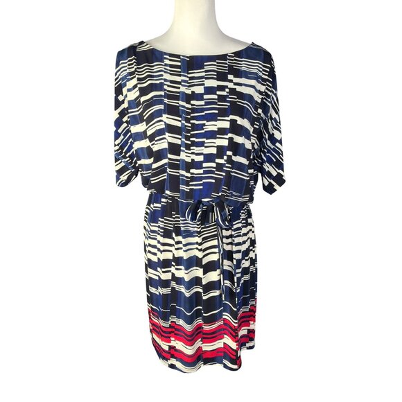 DB established 1962 Geometric Patterned Kimono Sleeve Dress W/waist Tie size M - Picture 9 of 12